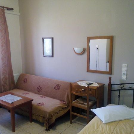 Hera Hotel นาฟปลิโอ ภายนอก รูปภาพ